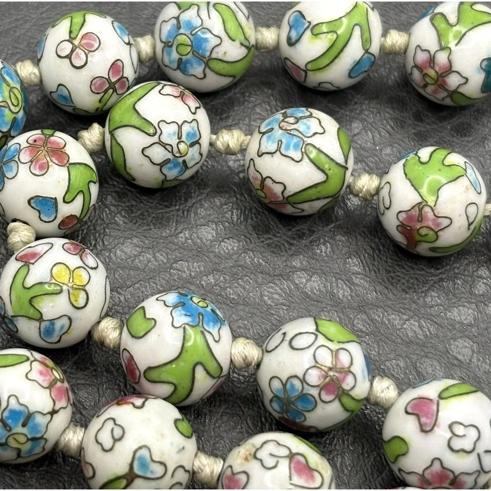 VIntage Cloisonné Enamel Floral Old Chinese Beads Enamel Clasp Necklace 24